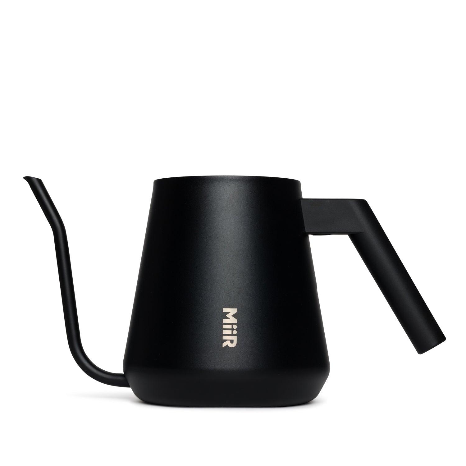 new-standard-pour-over-kettle-l9 Pour_Over_Kettle_Black_Studio_0222_Front.jpg