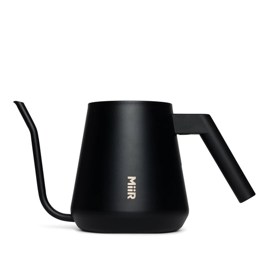new-standard-pour-over-kettle-l9 Pour_Over_Kettle_Black_Studio_0222_Front.jpg