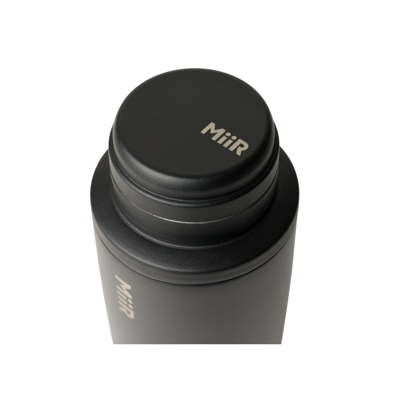 cocktail-shaker-lid-s4 Shaker_Lid_Black_Studio_1021_45Deg_Lid_On-1__CSL1SNOS002.jpg