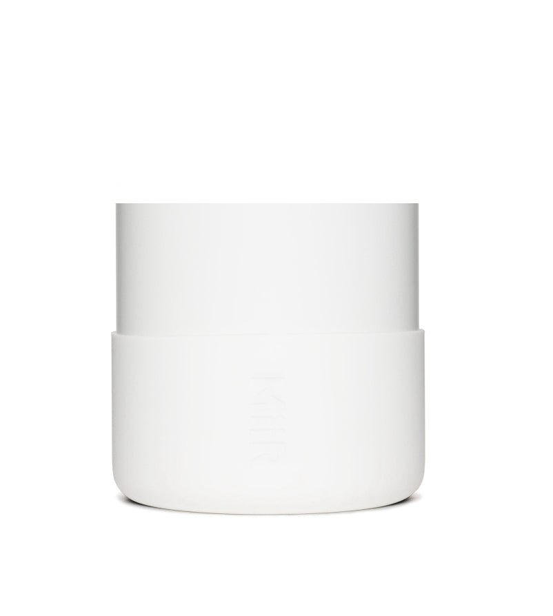 silicone-boot-h8 Silicone_Boot_32oz_42oz_White_Studio_0821_On_Bottle_7c7df284-5bee-4f24-a031-14b02db7328f__SLB1PN34001.jpg
