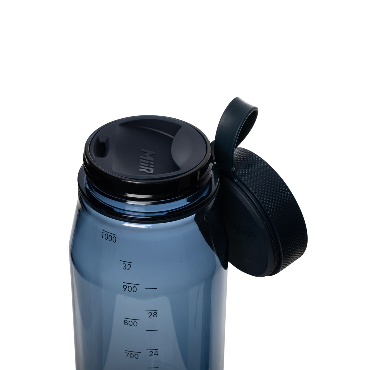everywhere-bottle-o9 WebPDP-33oz_Everywhere_Bottle_TidalBlue__EWB1PN32215_X2Studio_TetherTwist.jpg